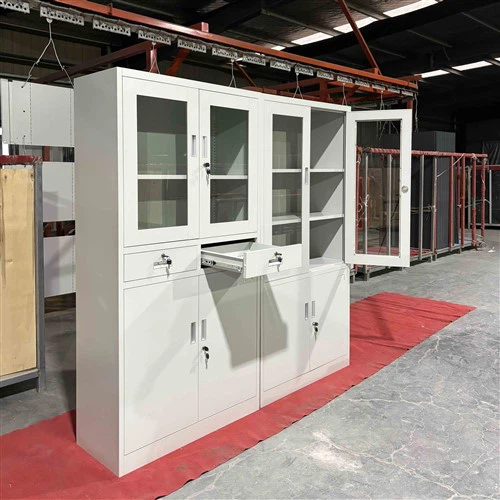 Метални магазинни шкафове